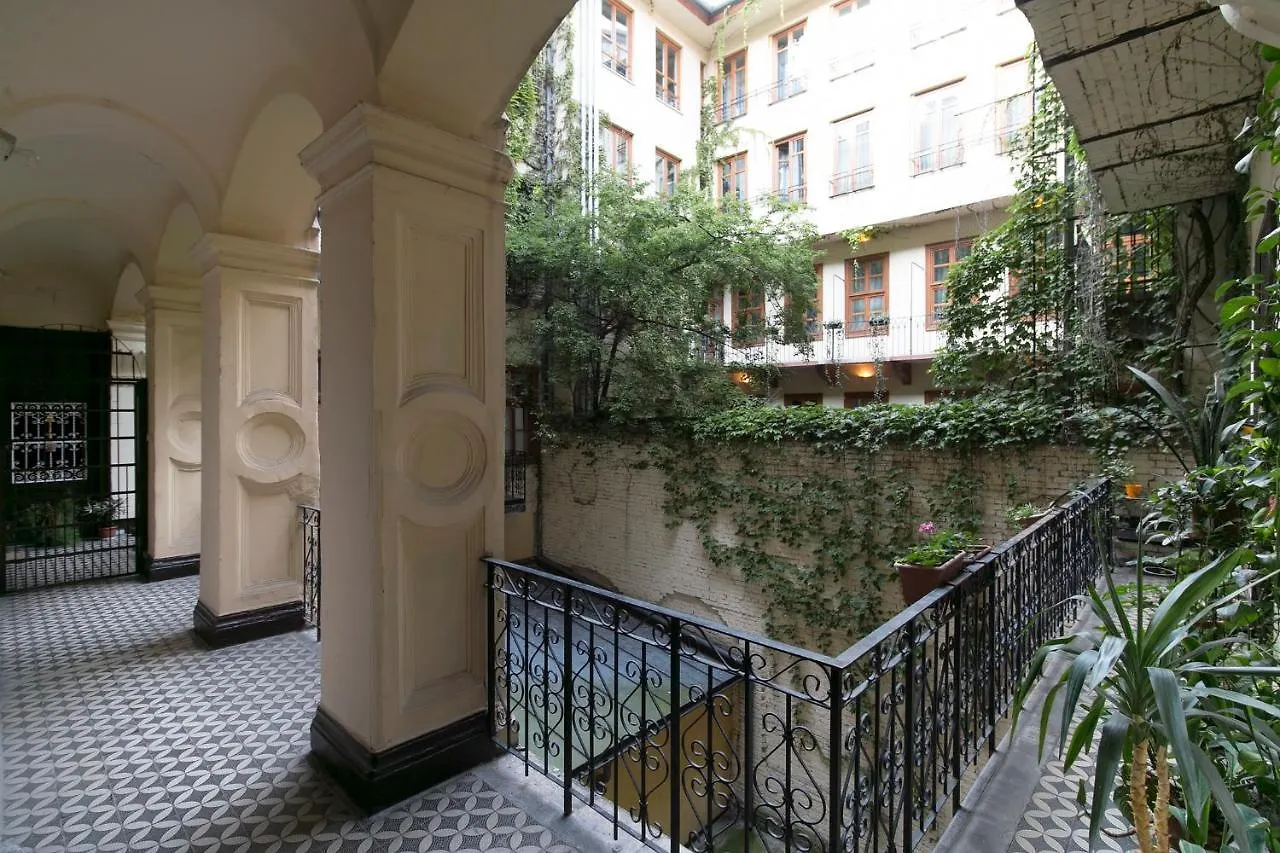 Szekely Deluxe Apartment Budapest Hungary